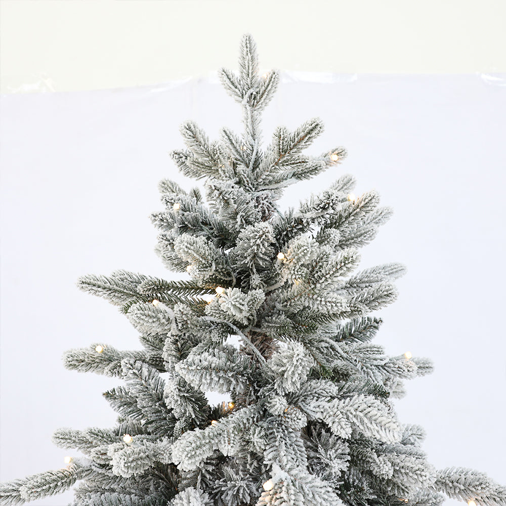 Sapin de Noël artificiel fin, blanc, floqué, support inclus, 5 à 10 pieds / 1,5 m - 3 m / PE PVC mélangé