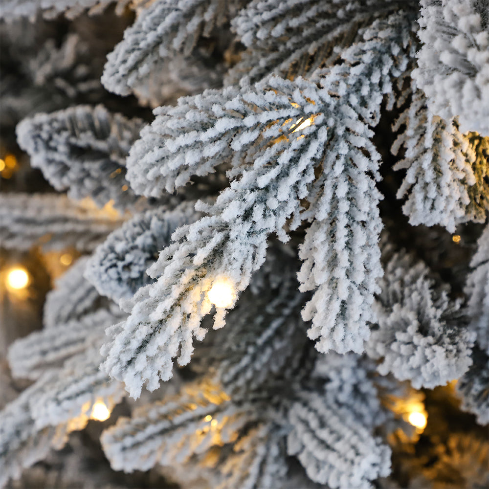 Artificial Full Christmas Tree, White, Flocked, Includes Stand, 5-10 Feet / 1.5M - 3M / PE PVC Mixed